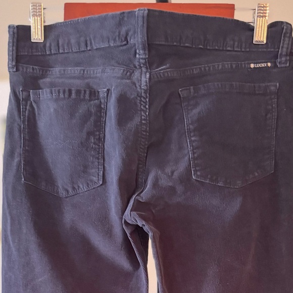 Women's Lucky Brand Blue Zoe Skinny Corduroy Jeans
This‎ is sized 8/29 - Picture 6 of 10
